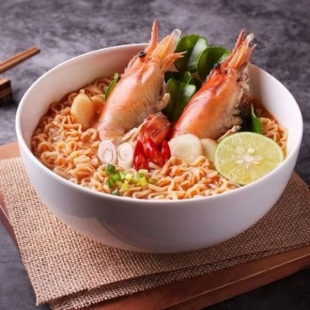 Mì nước hải sản